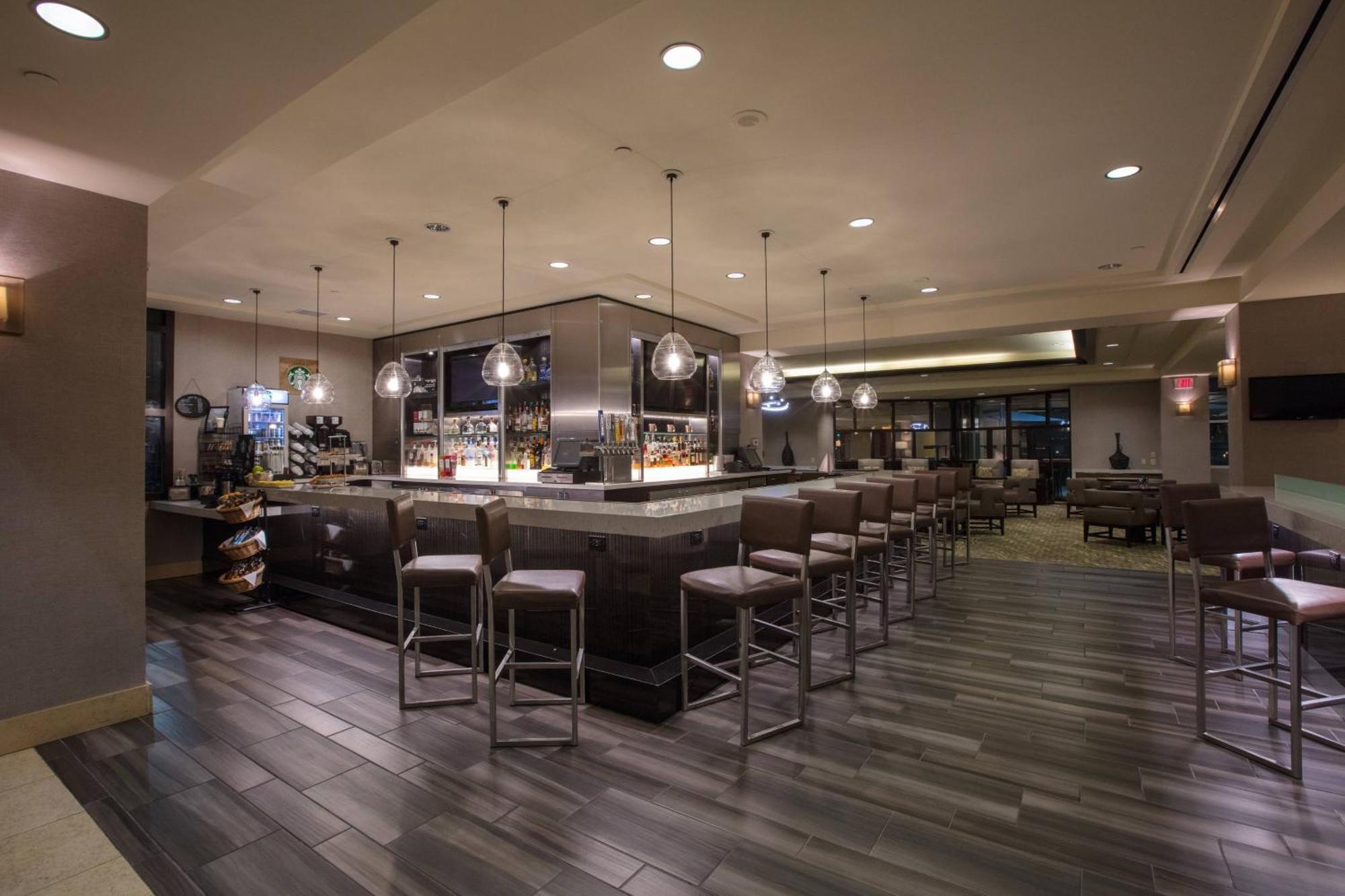 Bakersfield Marriott At The Convention Center Hotel Bagian luar foto