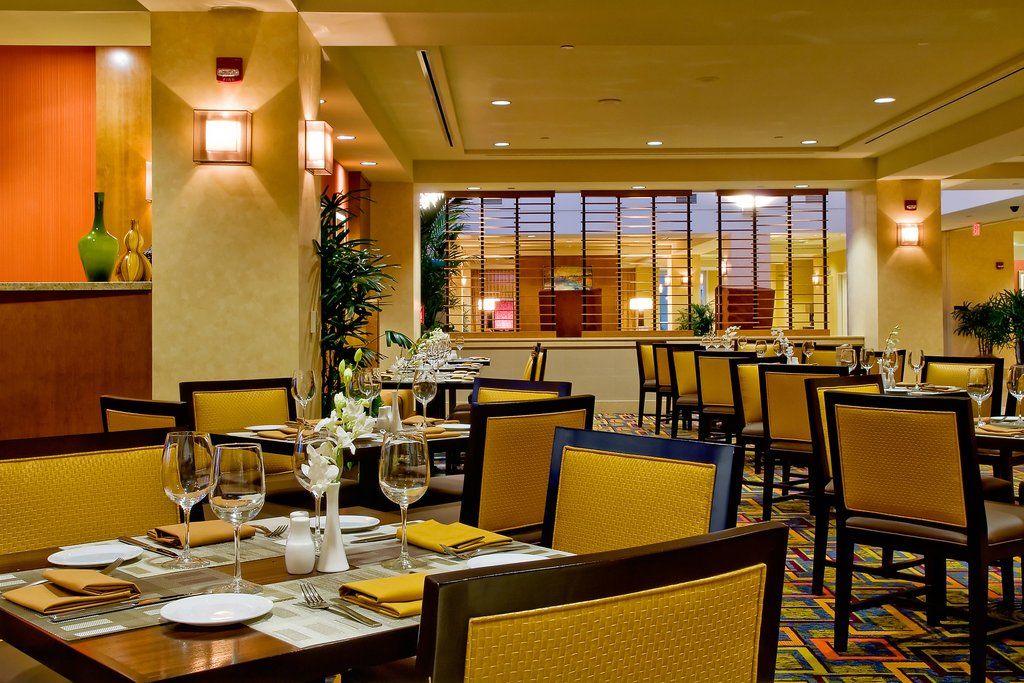 Bakersfield Marriott At The Convention Center Hotel Bagian luar foto
